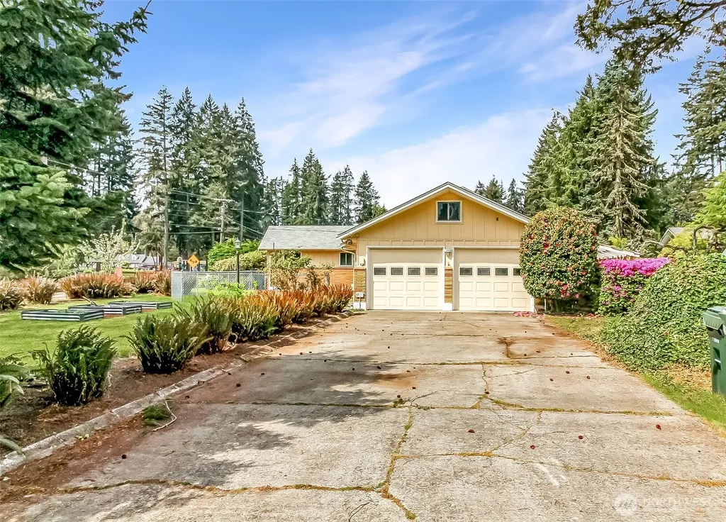327 Logger Court SE Lacey WA 98503