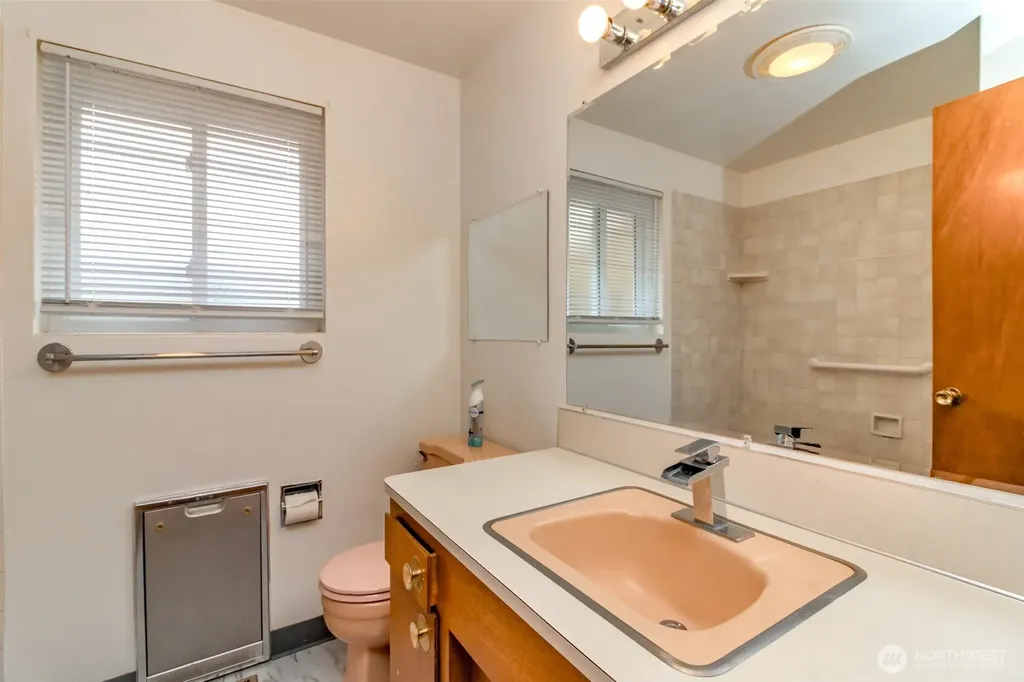 327 Logger Court SE Lacey WA 98503