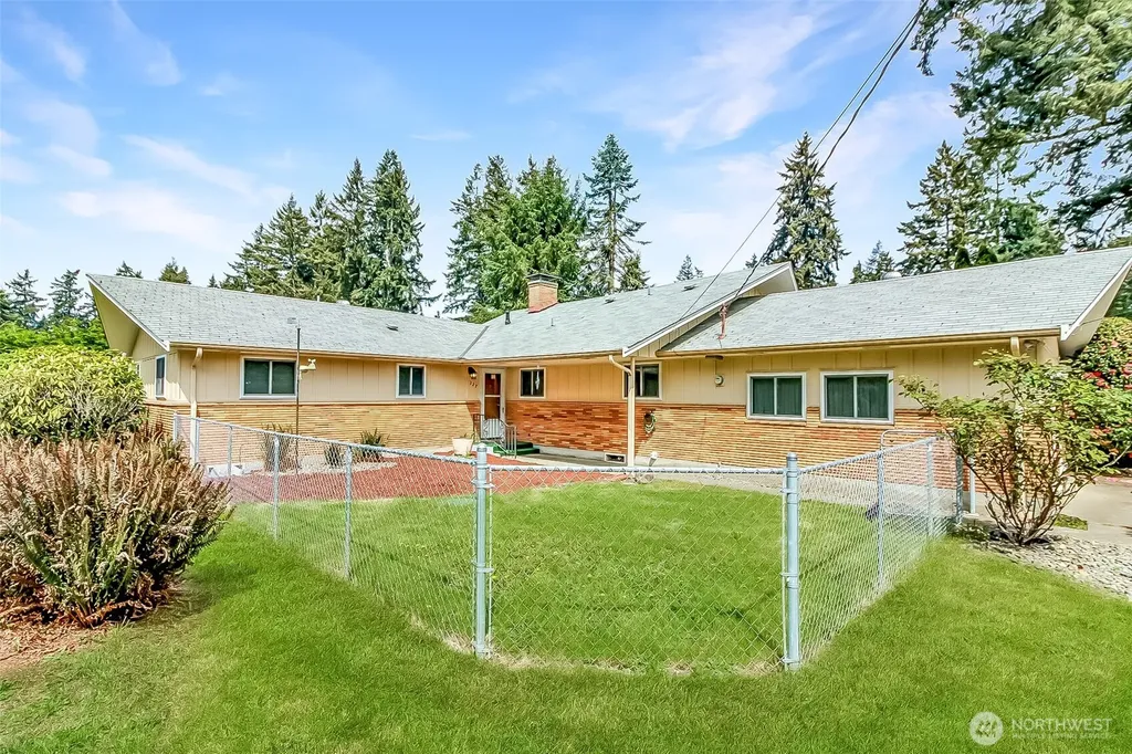 327 Logger Court SE Lacey WA 98503