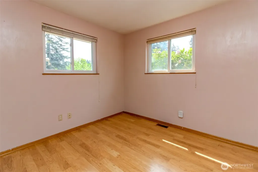 327 Logger Court SE Lacey WA 98503