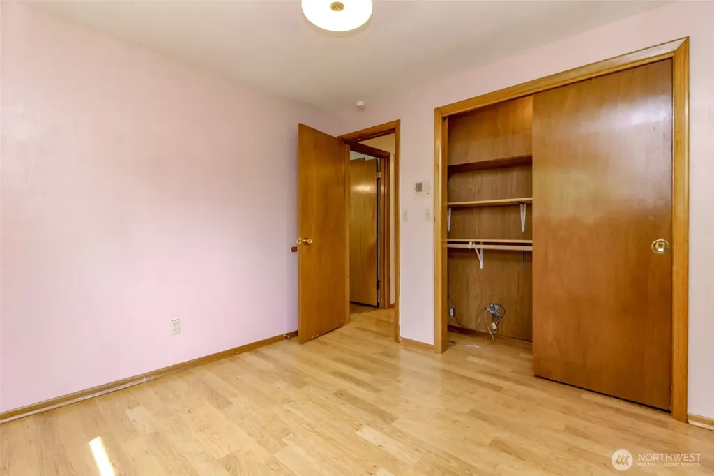 327 Logger Court SE Lacey WA 98503
