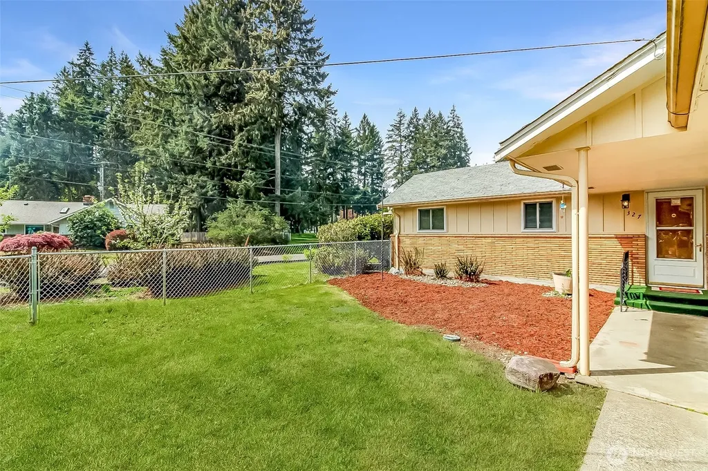 327 Logger Court SE Lacey WA 98503