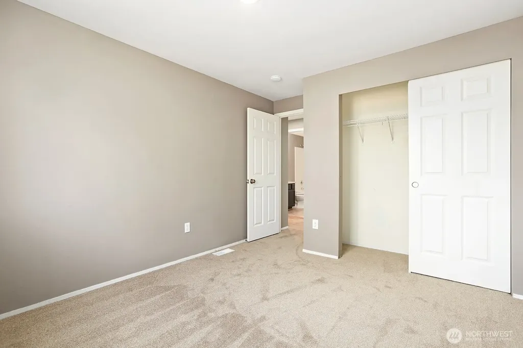 10511 66th Avenue NE Marysville WA 98270