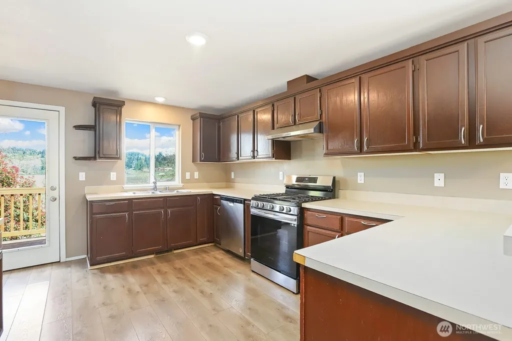 10511 66th Avenue NE Marysville WA 98270