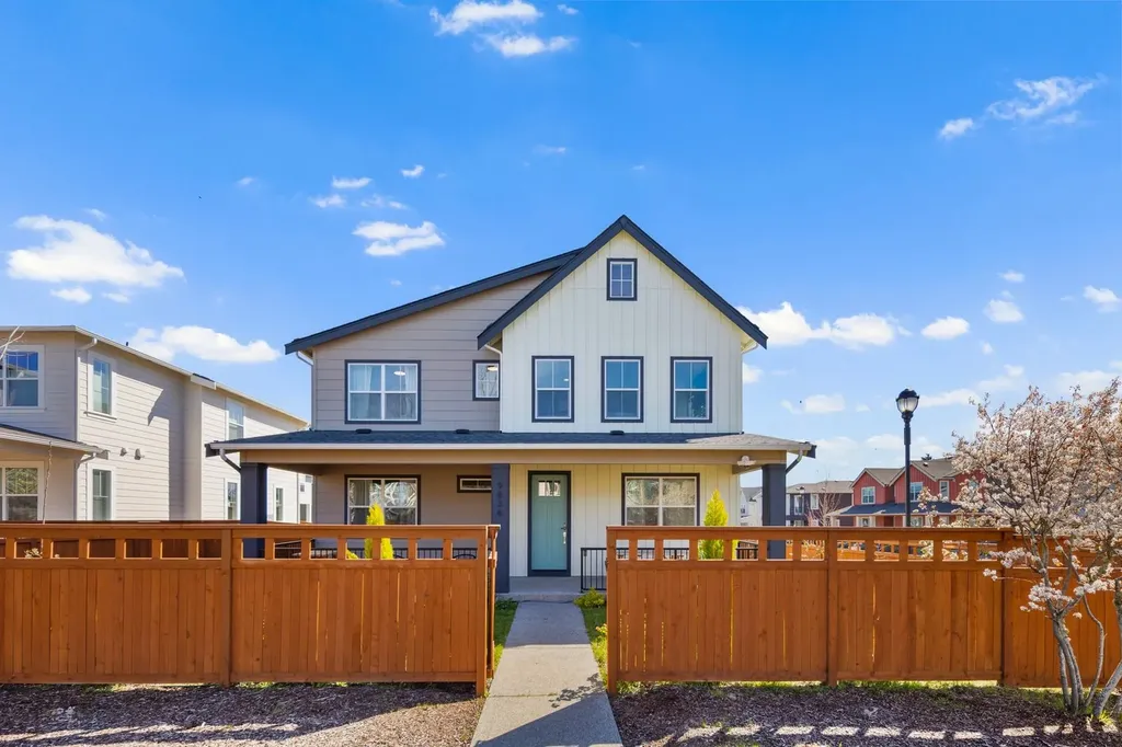 9836 6th Avenue SW Seattle WA 98106