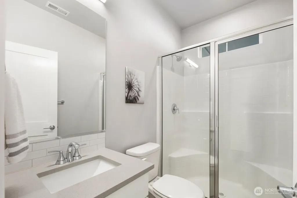 9836 6th Avenue SW Seattle WA 98106