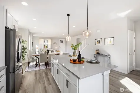 9836 6th Avenue SW Seattle WA 98106