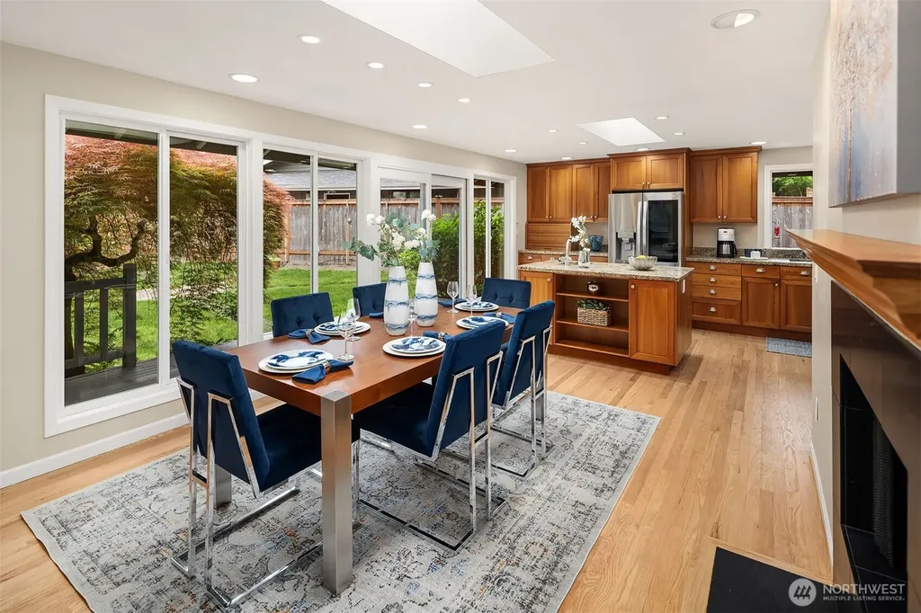 1516 184th Avenue NE Bellevue WA 98008