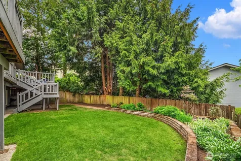 1516 184th Avenue NE Bellevue WA 98008
