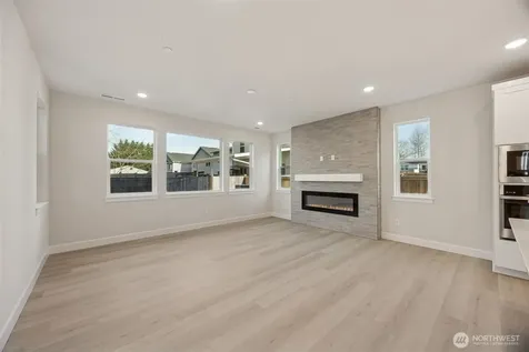 4733 85th Avenue NE Marysville WA 98270