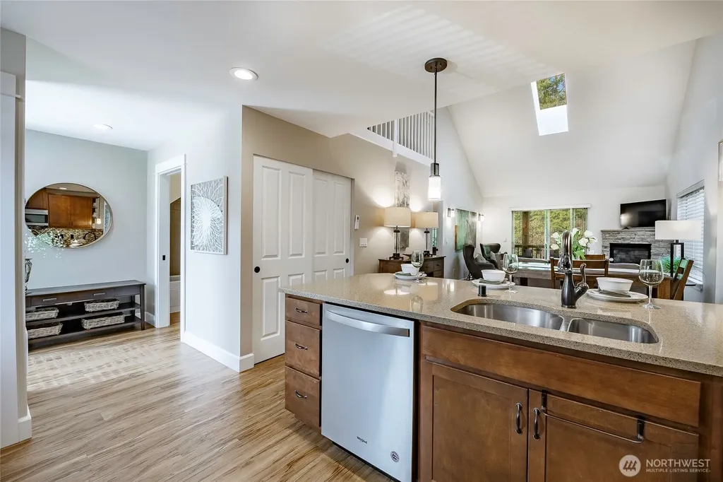 4745 Tidal Way Blaine WA 98230