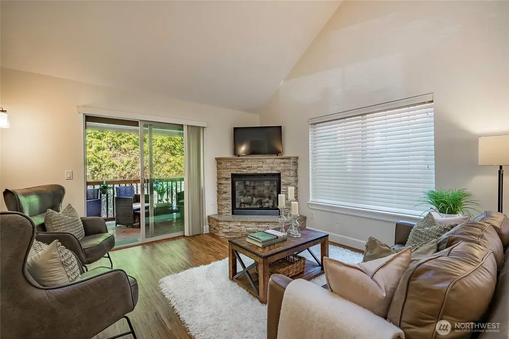 4745 Tidal Way Blaine WA 98230