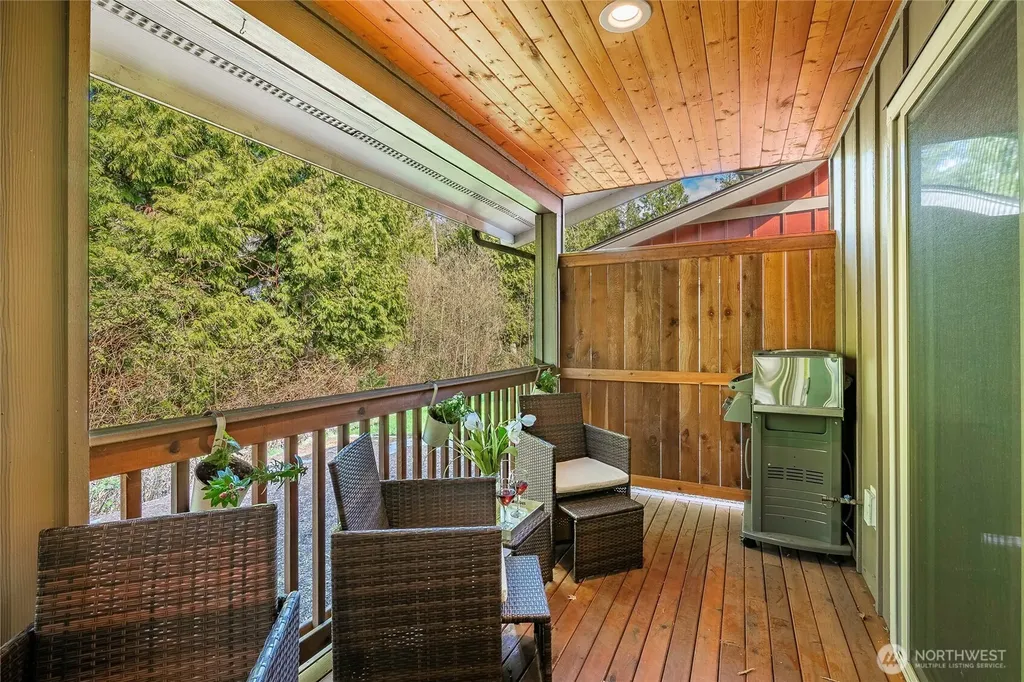 4745 Tidal Way Blaine WA 98230