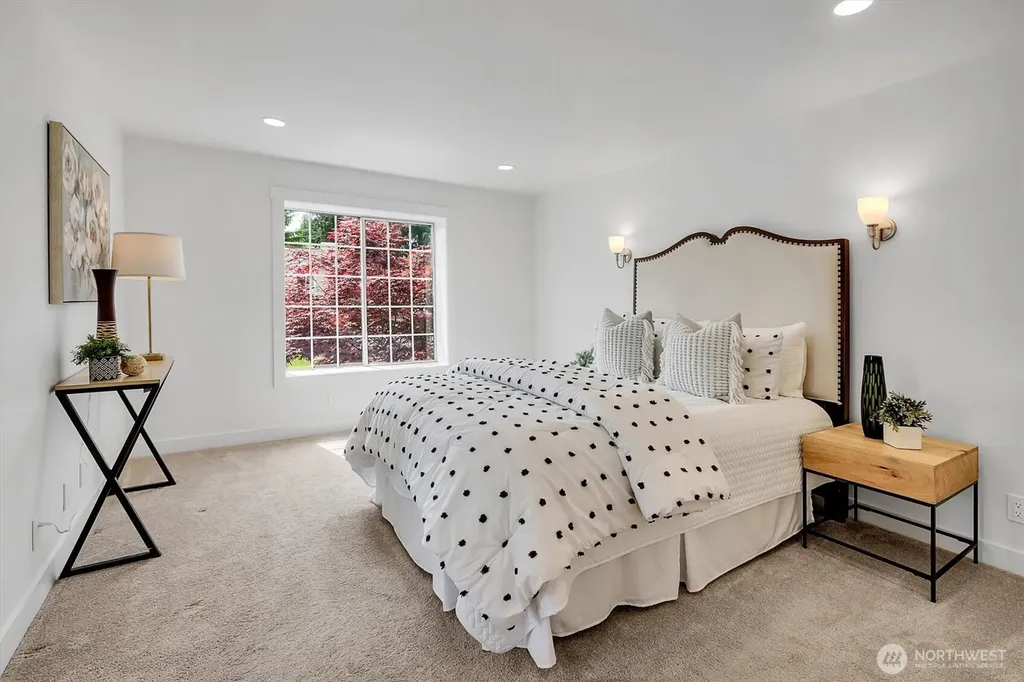 24422 SE 46th Court Sammamish WA 98029