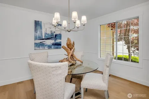 24422 SE 46th Court Sammamish WA 98029