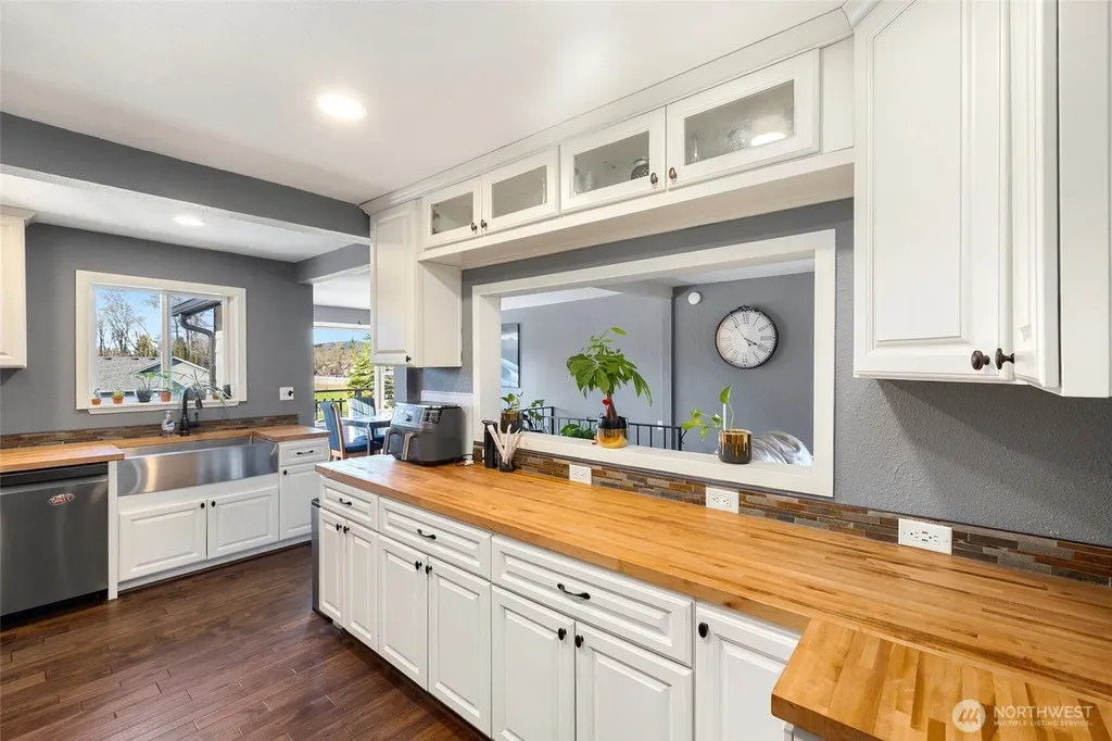 14401 80th Street E Puyallup WA 98372