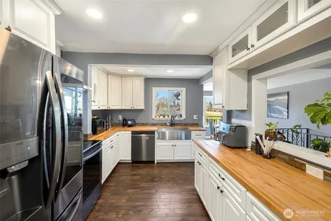 14401 80th Street E Puyallup WA 98372