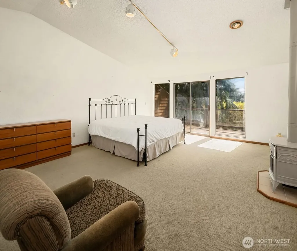 6625 Cromwell Beach Drive NW Gig Harbor WA 98335