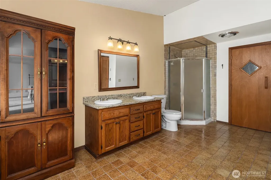 6625 Cromwell Beach Drive NW Gig Harbor WA 98335