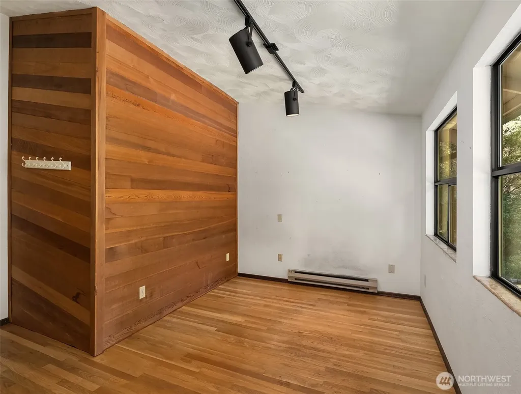 6625 Cromwell Beach Drive NW Gig Harbor WA 98335