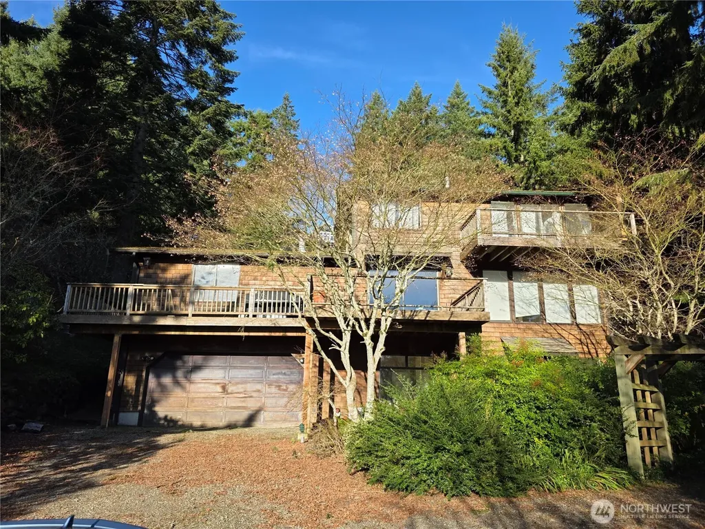 6625 Cromwell Beach Drive NW Gig Harbor WA 98335
