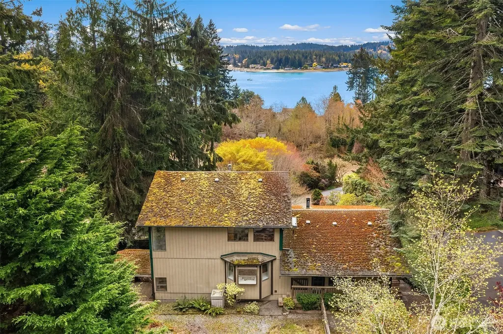 6625 Cromwell Beach Drive NW Gig Harbor WA 98335