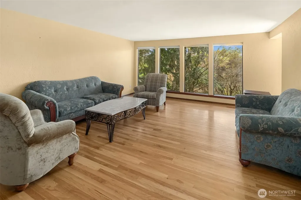 6625 Cromwell Beach Drive NW Gig Harbor WA 98335