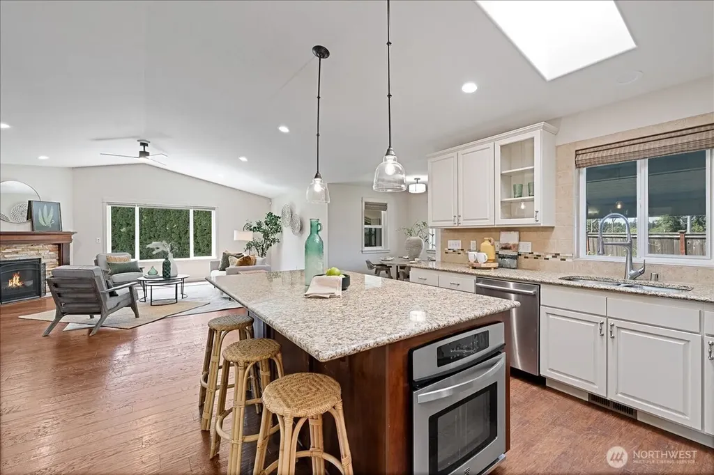 15624 42nd Drive SE Bothell WA 98012