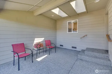 15624 42nd Drive SE Bothell WA 98012