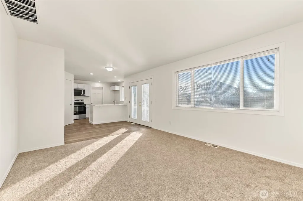 21804 41st Avenue Ct E Spanaway WA 98387