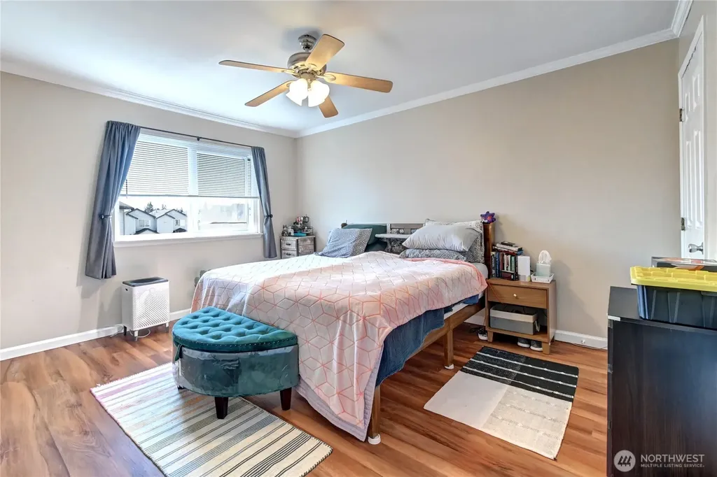 8823 Holly Drive Everett WA 98208
