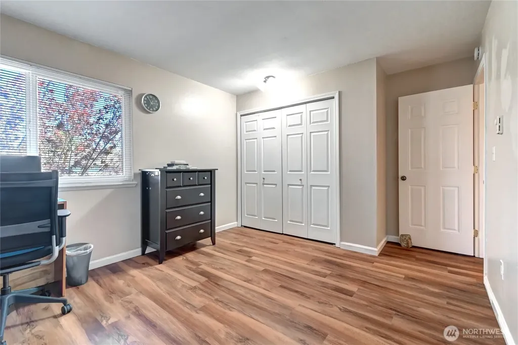 8823 Holly Drive Everett WA 98208