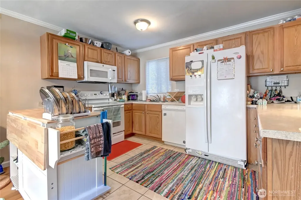 8823 Holly Drive Everett WA 98208