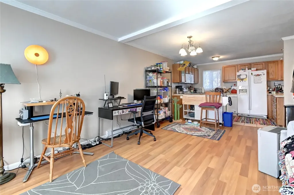 8823 Holly Drive Everett WA 98208