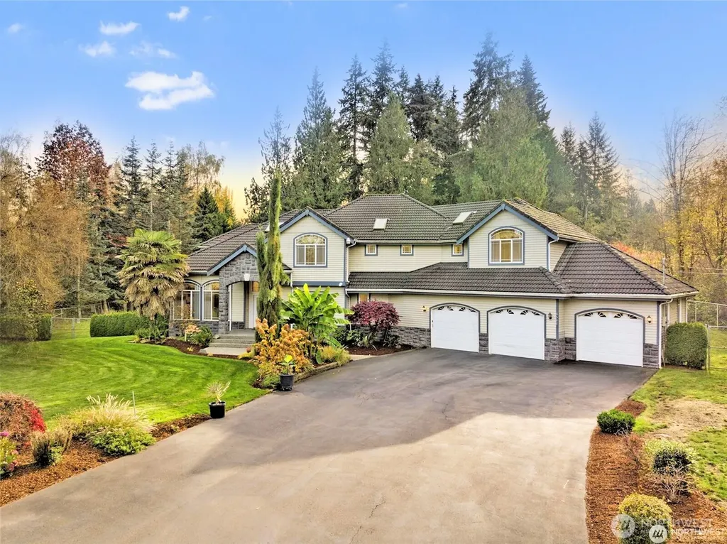 8502 152nd Street SE Snohomish WA 98296