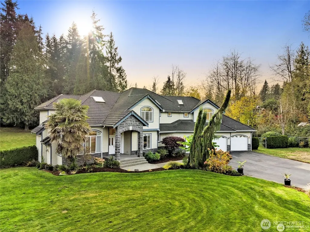 8502 152nd Street SE Snohomish WA 98296