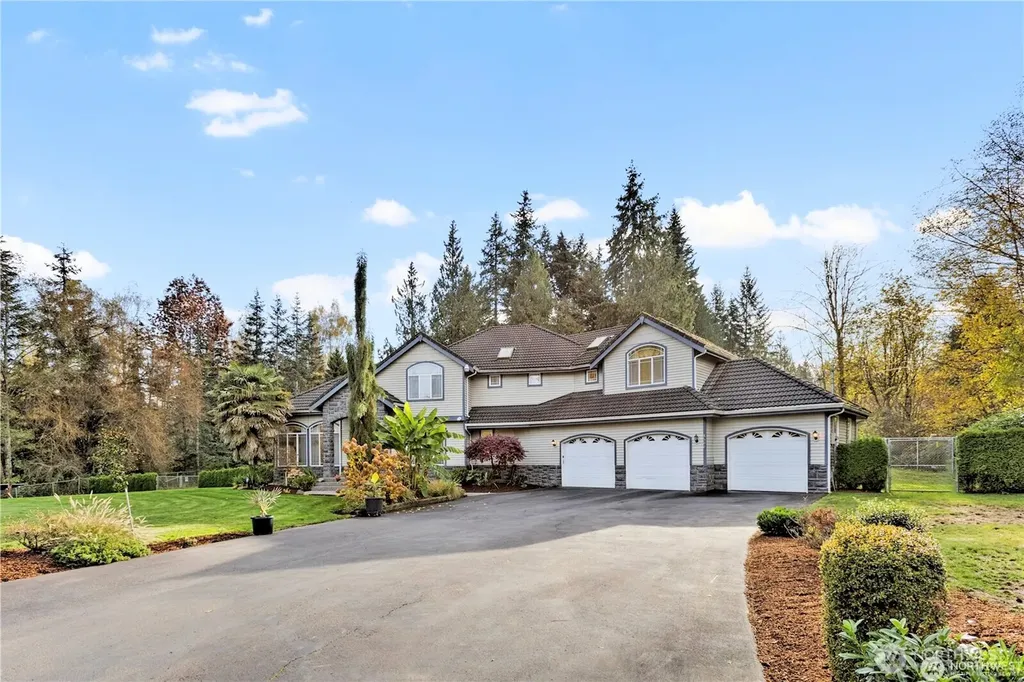 8502 152nd Street SE Snohomish WA 98296