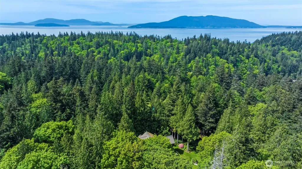 532 Whitecap Road Bellingham WA 98229