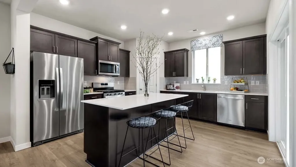 1102 138th Place SW Lynnwood WA 98087