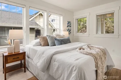 1406 N 38th Street Seattle WA 98103