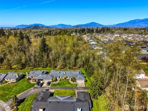 2901 Club Court Mount Vernon WA 98273