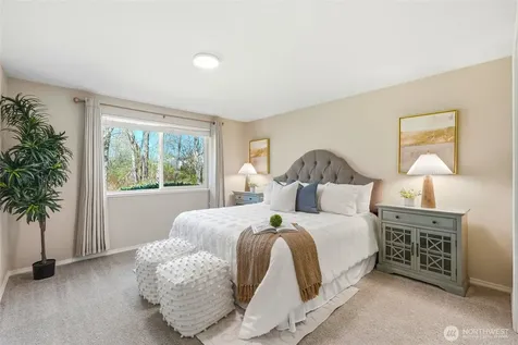 2901 Club Court Mount Vernon WA 98273