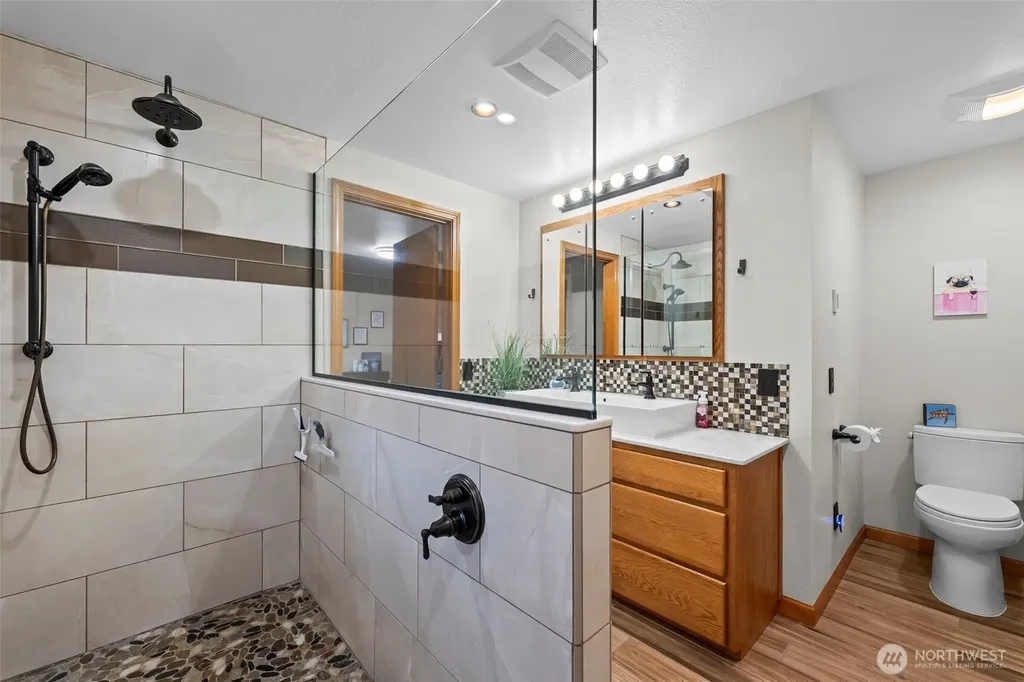 23106 164th Avenue E Graham WA 98338