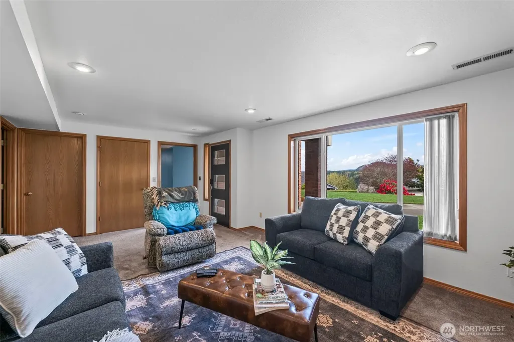23106 164th Avenue E Graham WA 98338