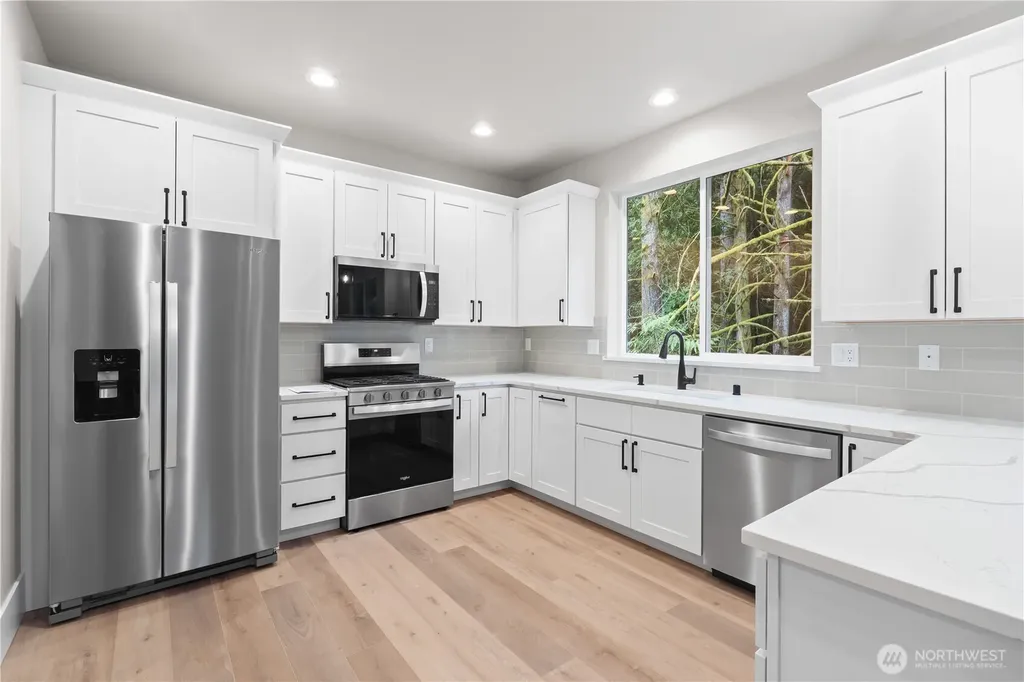 15 Gray Birch Lane Bellingham WA 98229