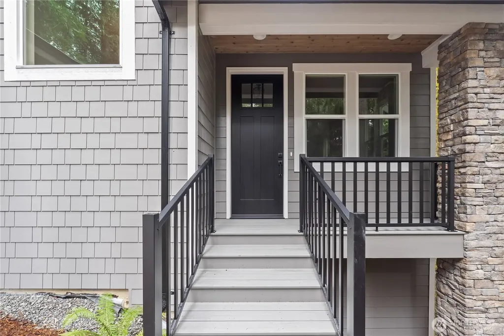 15 Gray Birch Lane Bellingham WA 98229