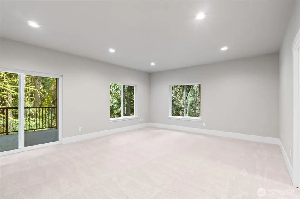 15 Gray Birch Lane Bellingham WA 98229