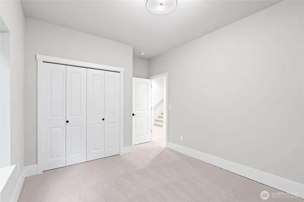 15 Gray Birch Lane Bellingham WA 98229