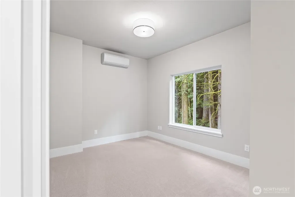 15 Gray Birch Lane Bellingham WA 98229