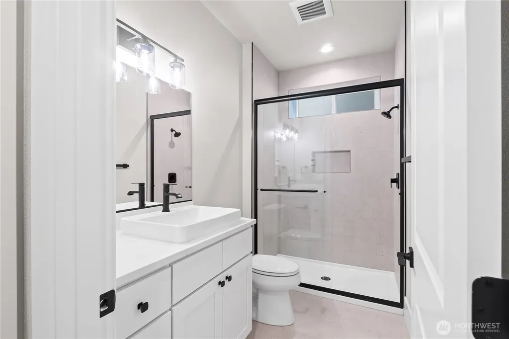15 Gray Birch Lane Bellingham WA 98229